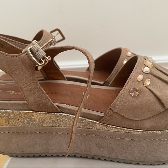 Tamaris women’s wedge sandals - Picture 3 of 9